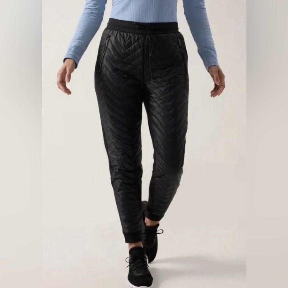 Athleta Apres Ski Down Jogger size 6